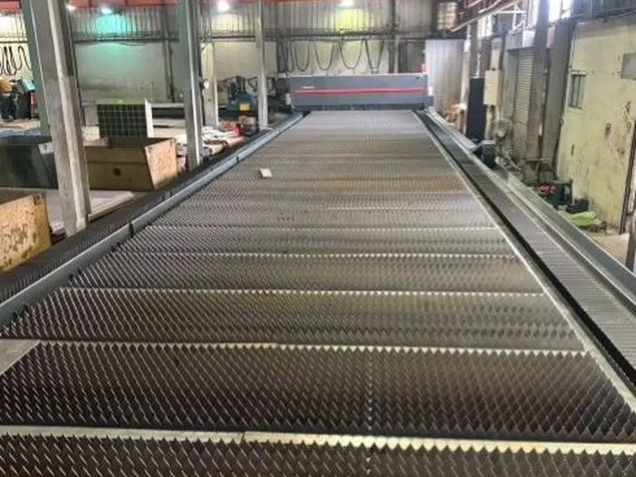 客戶應用實例 龍門式20KW 24M高功率雷射切割設備 客戶應用實例 龍門式20KW 24M高功率雷射切割設備