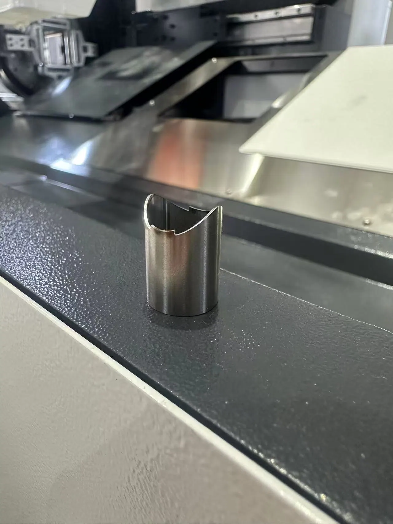 客户应用实例 S12cm 小管材雷射切管机