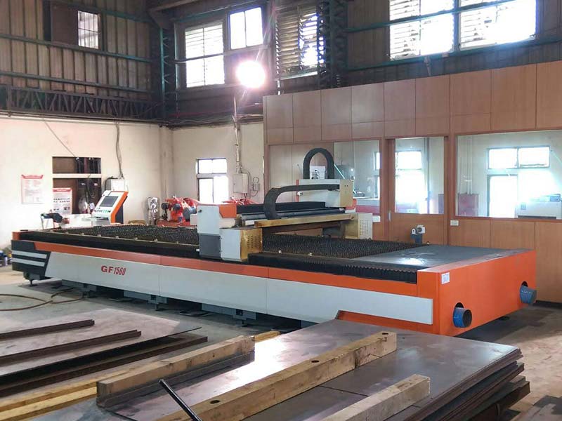 [台中] GF1560 雷射切割機