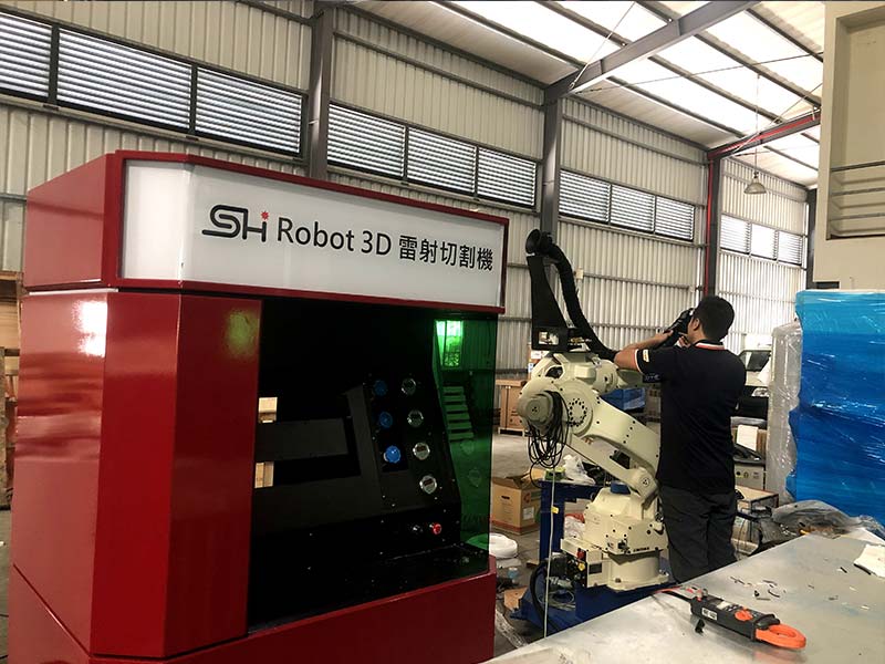 [彰化] 機器人雷射切割整合安裝